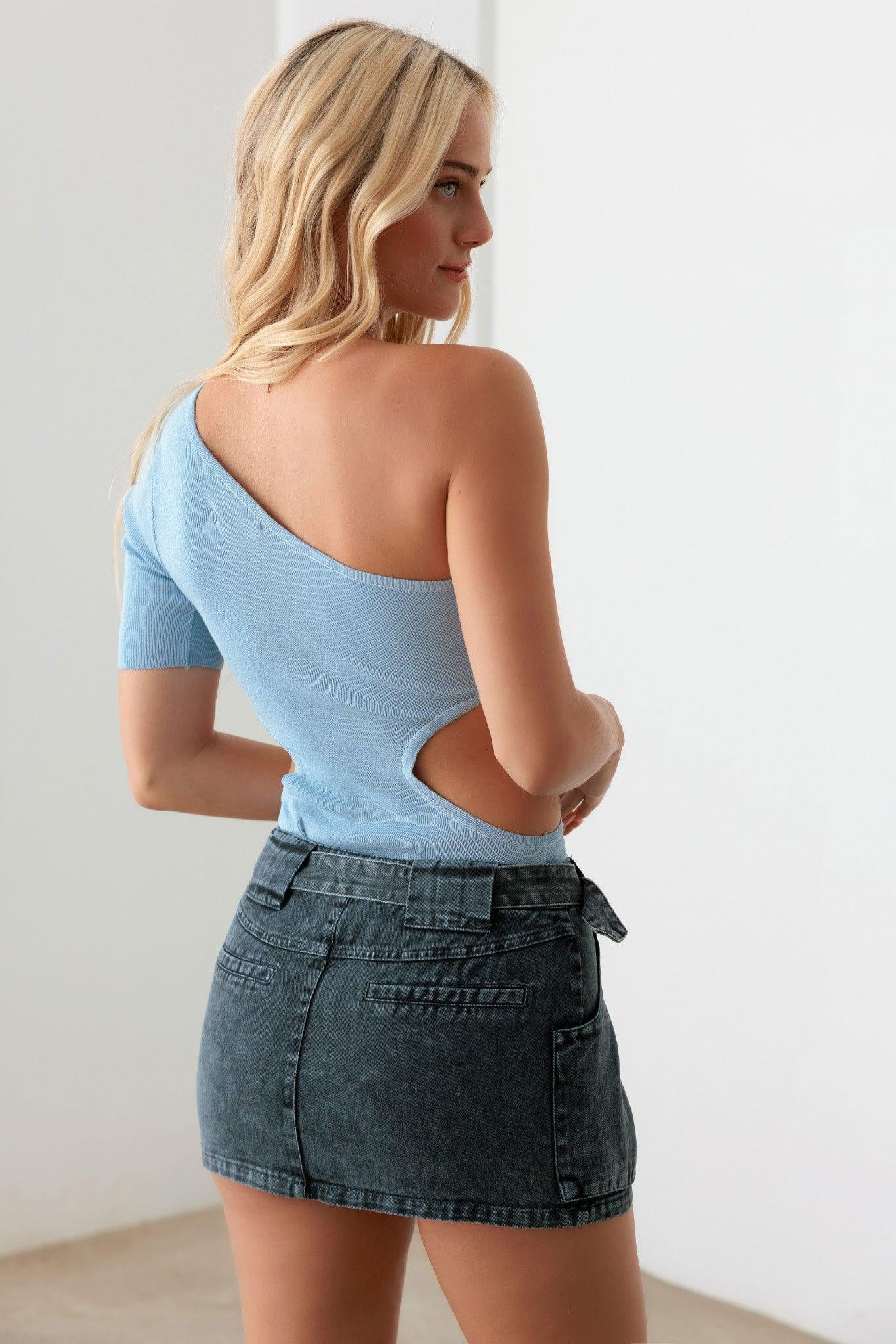 One Shoulder Side Cut-Out Stretchy Bodysuit