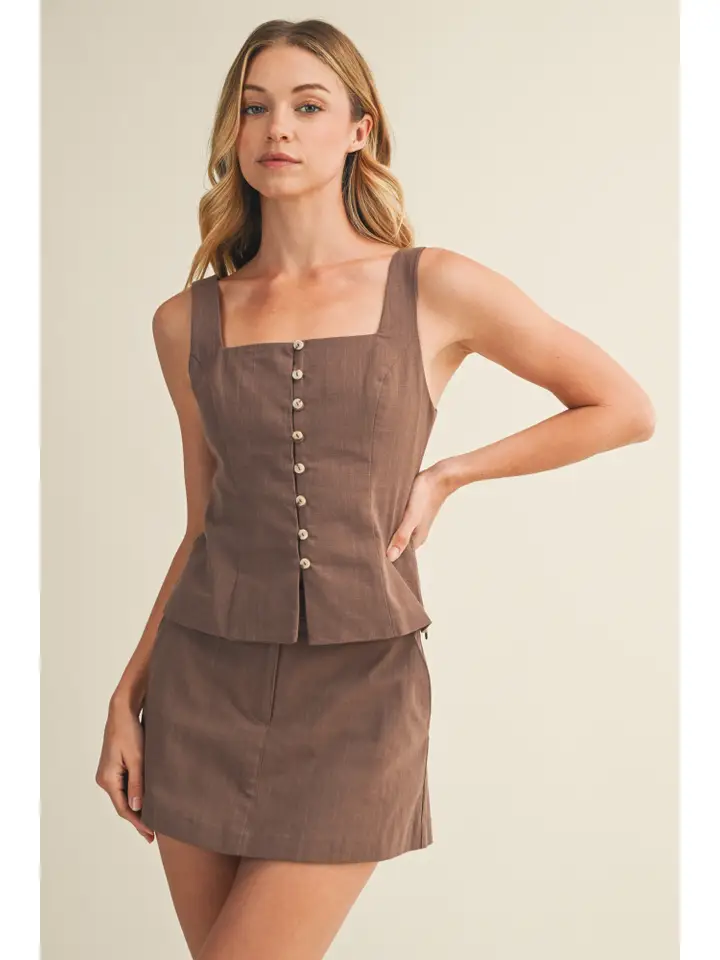 Fitted Button Top